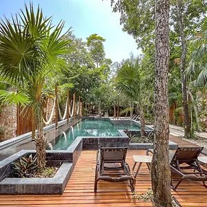 **** Hotel Amaka Calma Mexico